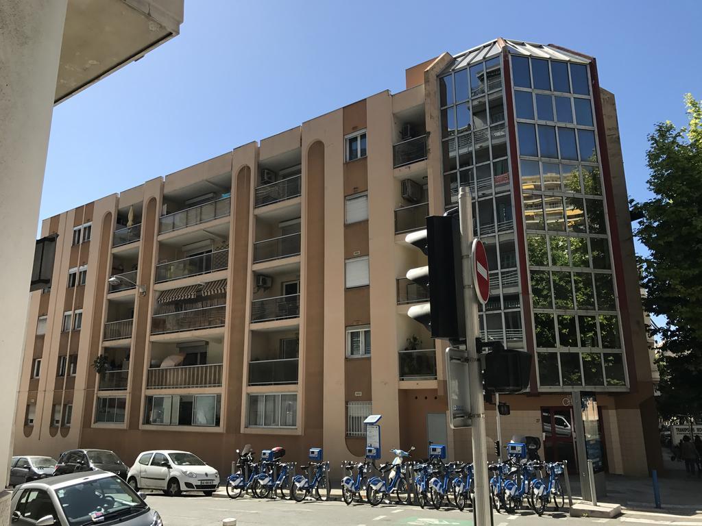 Apartamento Le Cheret Niza Exterior foto